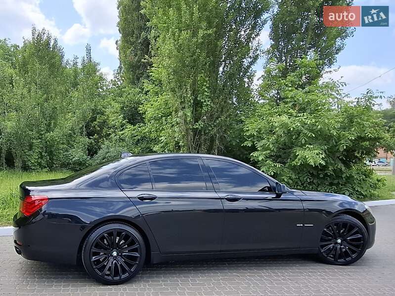 Седан BMW 7 Series 2011 в Харкові