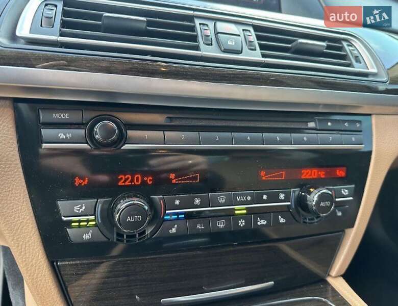 Седан BMW 7 Series 2011 в Харкові
