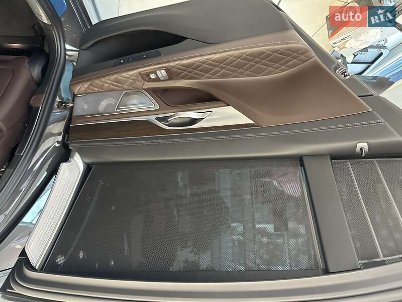 Седан BMW 7 Series 2021 в Киеве фото 23 Седан BMW 7 Series 2021 в Киеве