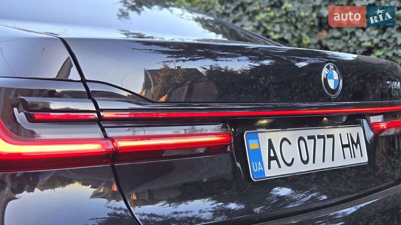 Седан BMW 7 Series 2019 в Луцке