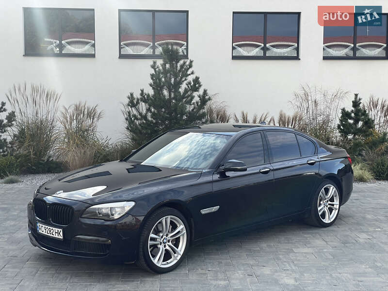 Седан BMW 7 Series 2013 в Луцке