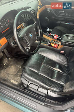 Седан BMW 7 Series 1995 в 