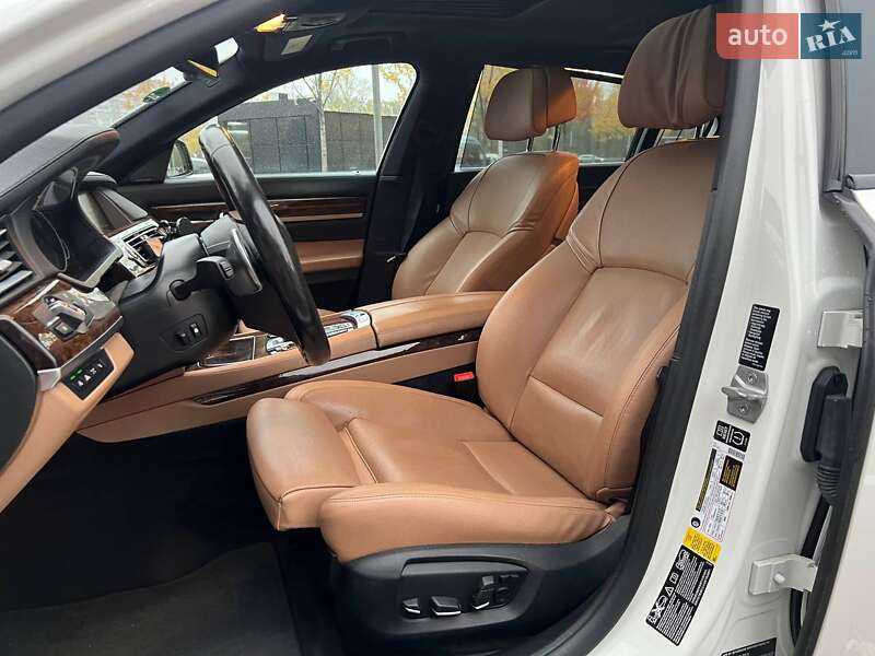 Седан BMW 7 Series 2014 в Киеве фото 11 Седан BMW 7 Series 2014 в Киеве