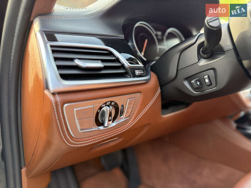 Седан BMW 7 Series 2016 в Вінниці