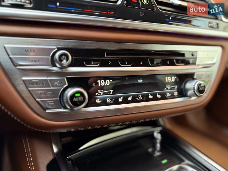 Седан BMW 7 Series 2016 в Вінниці