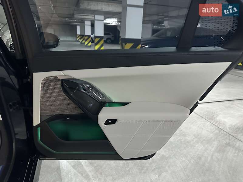 Седан BMW 7 Series 2024 в Дніпрі фото 31 Седан BMW 7 Series 2024 в Дніпрі