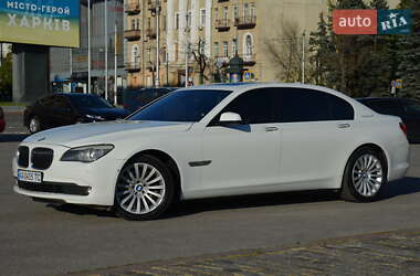 Седан BMW 7 Series 2010 в 