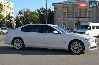 Седан BMW 7 Series 2010 в 