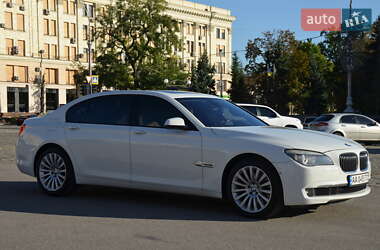 Седан BMW 7 Series 2010 в 