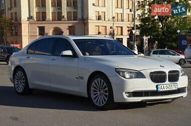 Седан BMW 7 Series 2010 в 