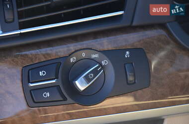 Седан BMW 7 Series 2010 в 