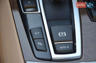 Седан BMW 7 Series 2010 в 
