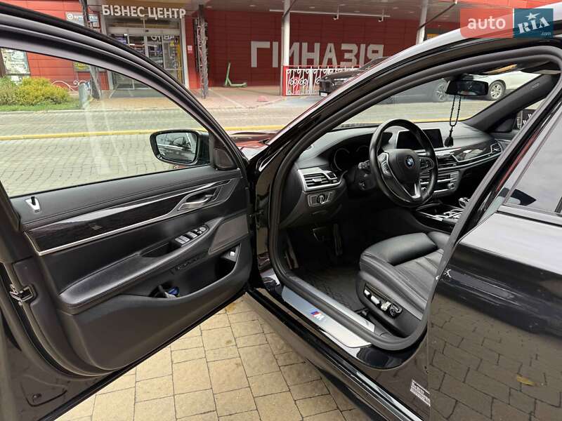 Седан BMW 7 Series 2019 в Львове фото 12 Седан BMW 7 Series 2019 в Львове