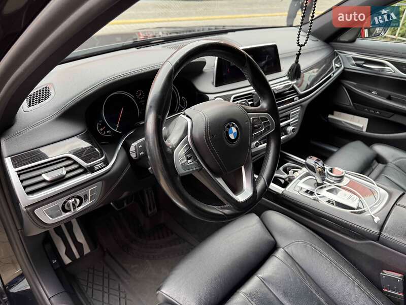 Седан BMW 7 Series 2019 в Львове фото 24 Седан BMW 7 Series 2019 в Львове