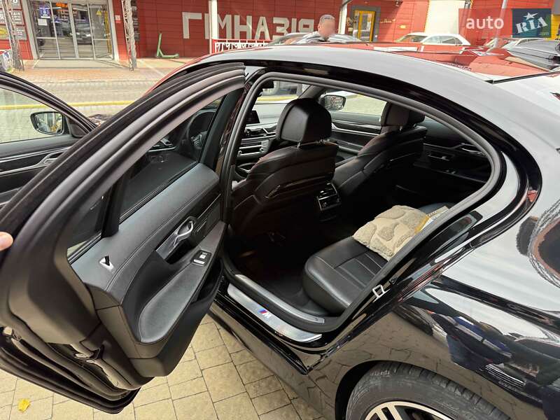 Седан BMW 7 Series 2019 в Львове фото 38 Седан BMW 7 Series 2019 в Львове