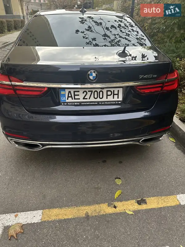 BMW 7 Series 2017 VIN WBA7D01050GJ46092 фото оголошення 3 з 62