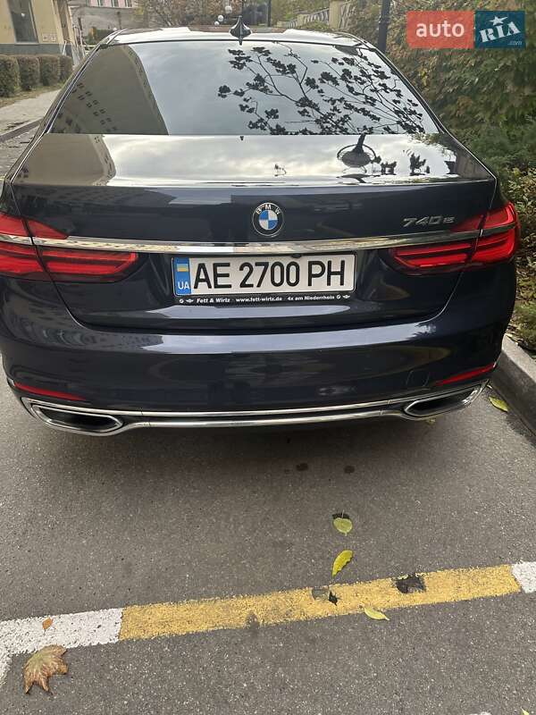 Седан BMW 7 Series 2017 в Днепре