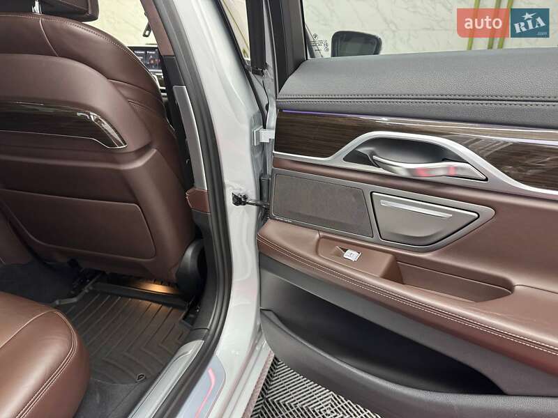 Седан BMW 7 Series 2016 в Черкассах