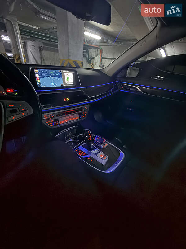 Седан BMW 7 Series 2018 в Киеве
