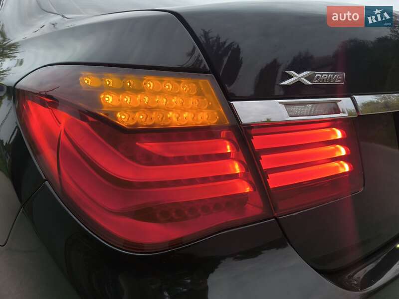 Седан BMW 7 Series 2015 в Полтаве