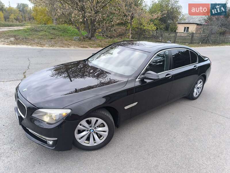 Седан BMW 7 Series 2015 в Полтаве