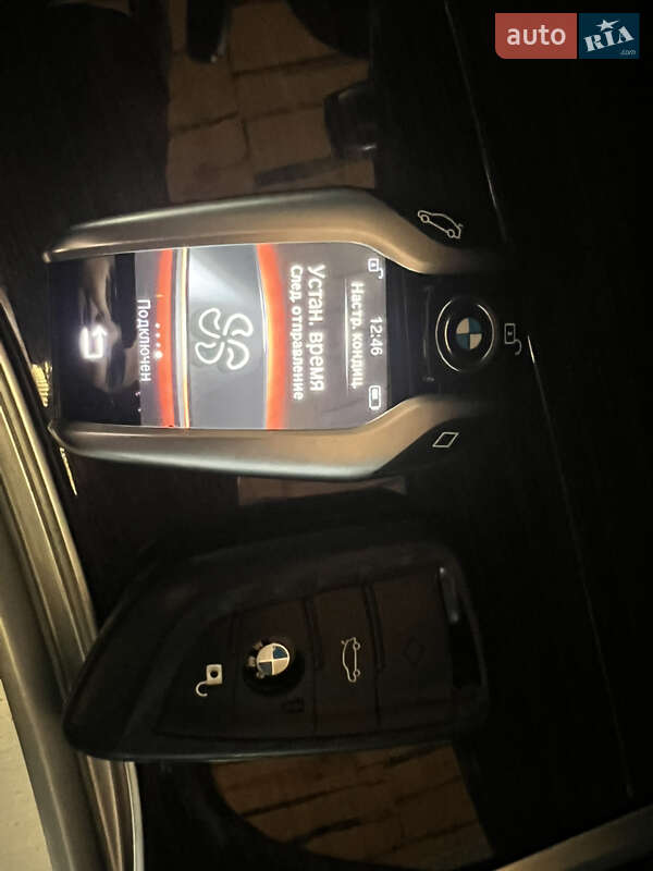 Седан BMW 7 Series 2017 в Почаеве