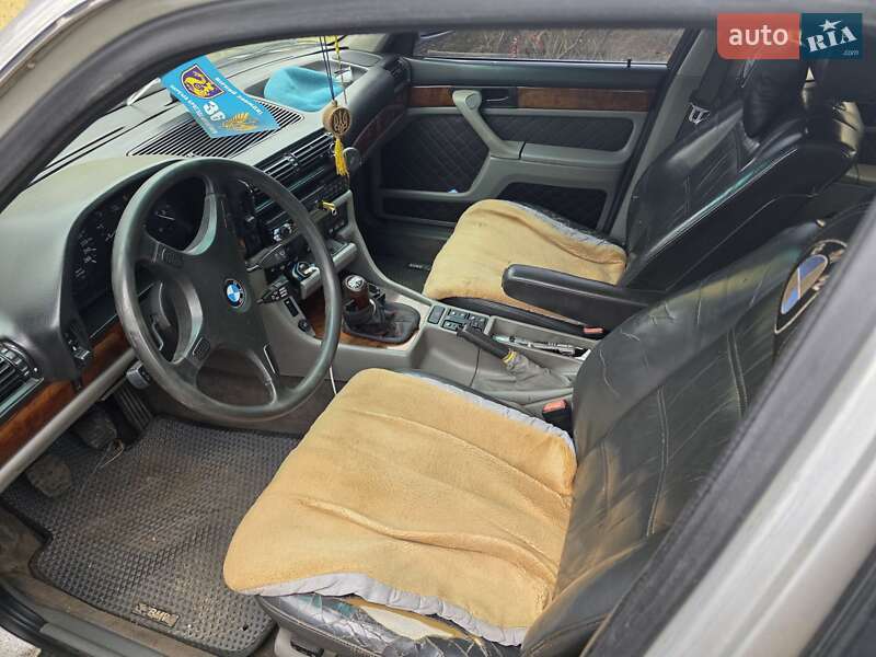 Седан BMW 7 Series 1991 в Слов'янську