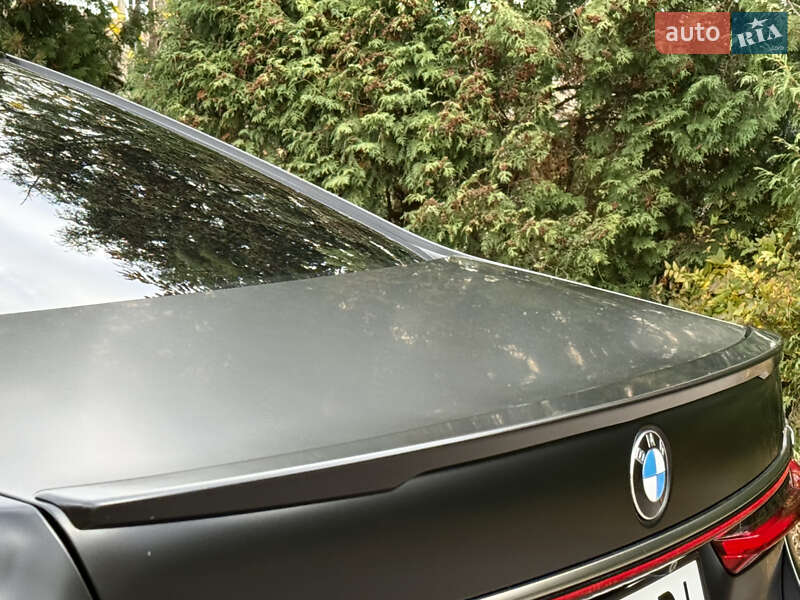 Седан BMW 7 Series 2019 в Ровно фото 21 Седан BMW 7 Series 2019 в Ровно