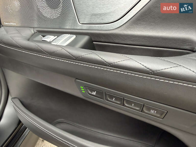 Седан BMW 7 Series 2019 в Ровно фото 102 Седан BMW 7 Series 2019 в Ровно