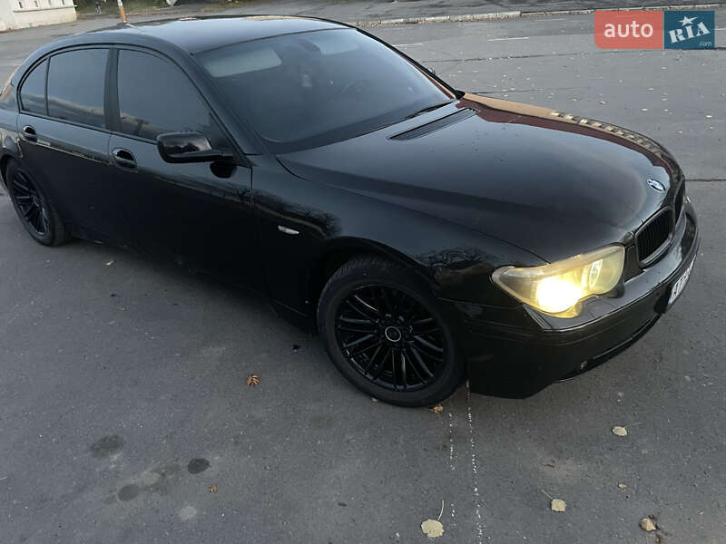 Седан BMW 7 Series 2004 в Долине фото 40 Седан BMW 7 Series 2004 в Долине