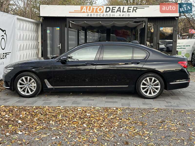 Седан BMW 7 Series 2015 в Киеве фото 8 Седан BMW 7 Series 2015 в Киеве