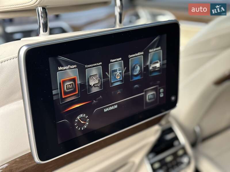 Седан BMW 7 Series 2015 в Киеве фото 37 Седан BMW 7 Series 2015 в Киеве
