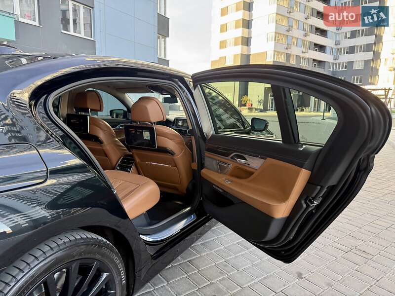 Седан BMW 7 Series 2016 в Одессе фото 67 Седан BMW 7 Series 2016 в Одессе