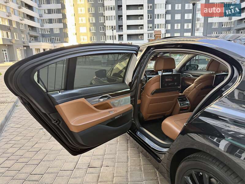 Седан BMW 7 Series 2016 в Одессе фото 76 Седан BMW 7 Series 2016 в Одессе