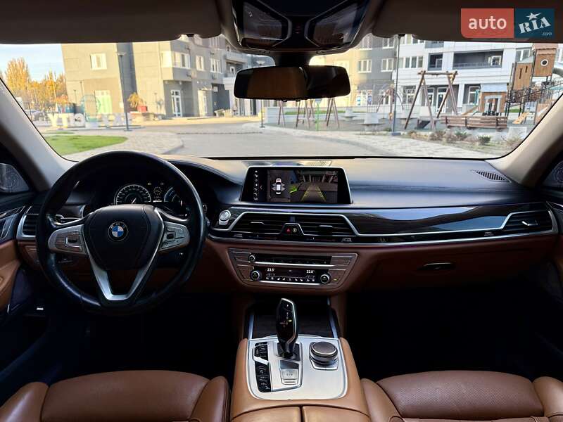 Седан BMW 7 Series 2016 в Одессе фото 89 Седан BMW 7 Series 2016 в Одессе