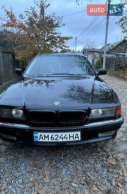 Седан BMW 7 Series 1994 в Коростышеве