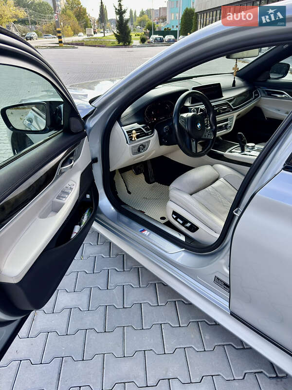 Седан BMW 7 Series 2019 в Каменец-Подольском