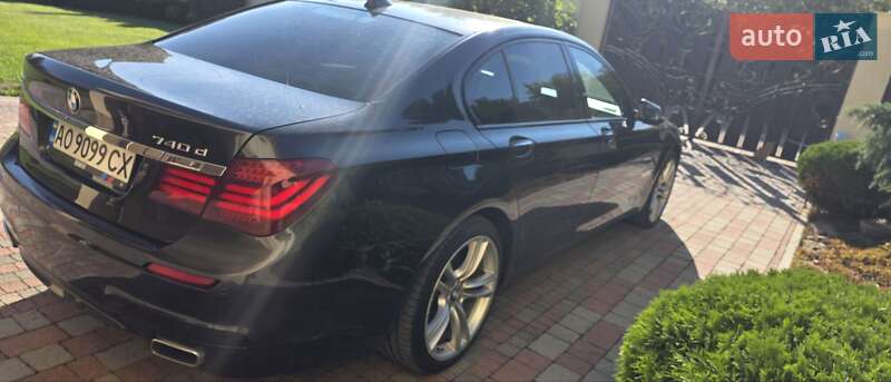 Седан BMW 7 Series 2013 в Ужгороді