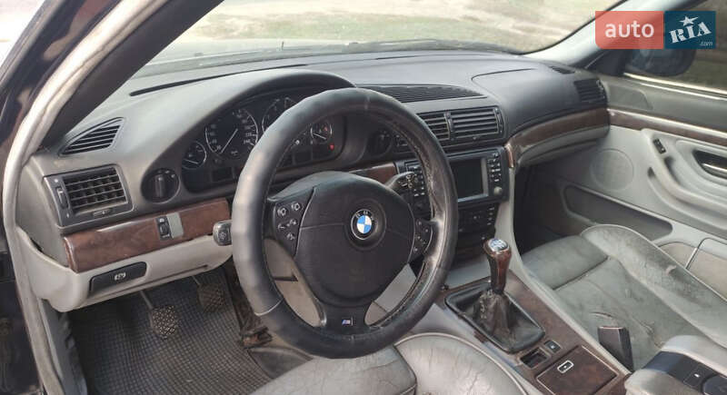 Седан BMW 7 Series 2001 в Полтаве