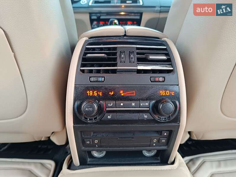 Седан BMW 7 Series 2009 в Мукачево