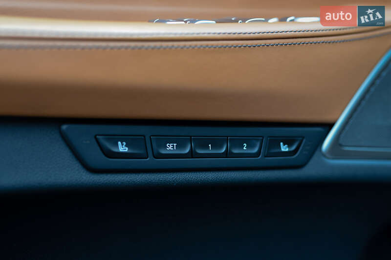 Седан BMW 7 Series 2019 в Києві