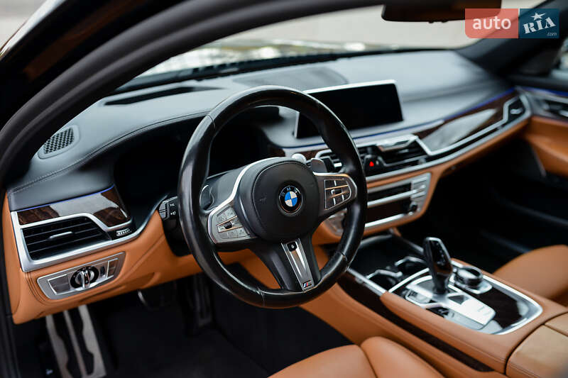 Седан BMW 7 Series 2019 в Києві