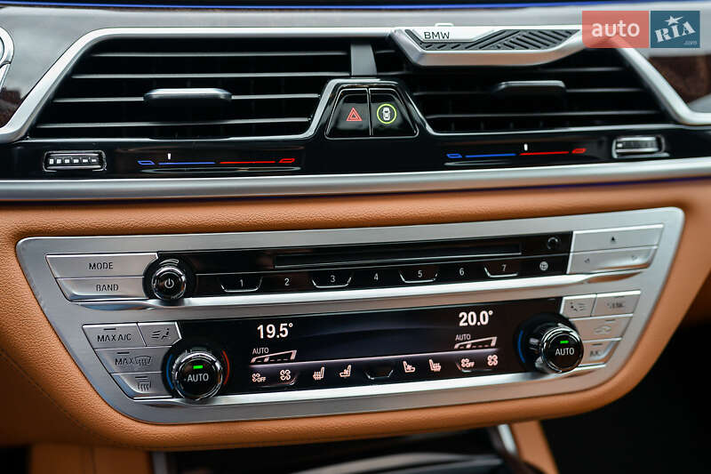 Седан BMW 7 Series 2019 в Києві