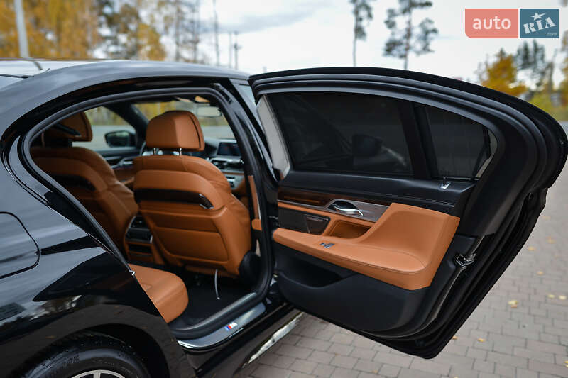 Седан BMW 7 Series 2019 в Києві