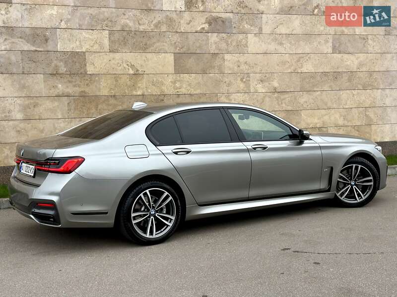 Седан BMW 7 Series 2022 в Киеве