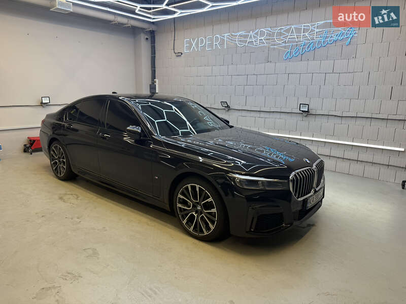 Седан BMW 7 Series 2022 в Киеве фото Седан BMW 7 Series 2022 в Киеве