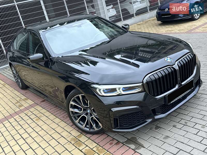 Седан BMW 7 Series 2022 в Киеве