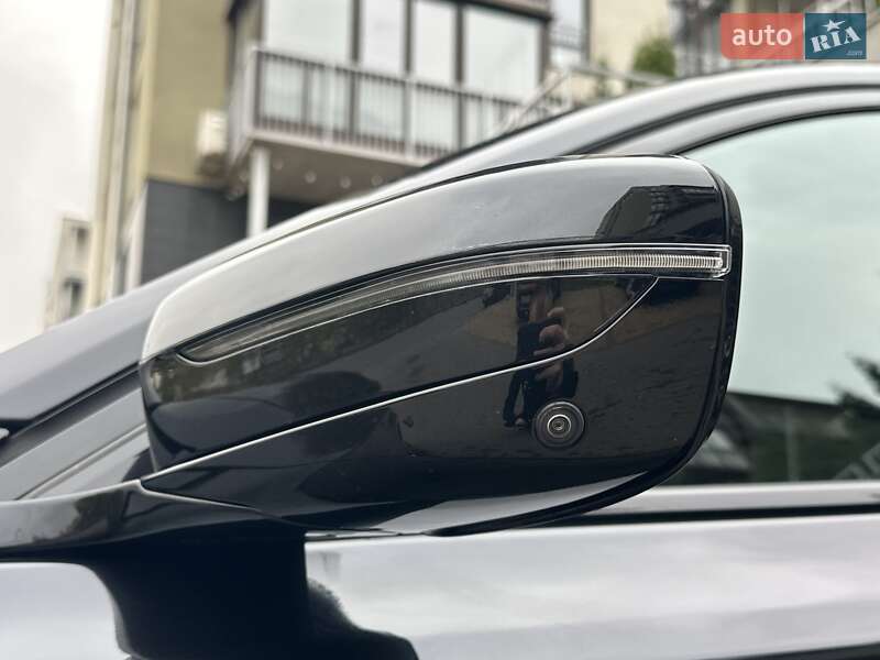 Седан BMW 7 Series 2022 в Киеве