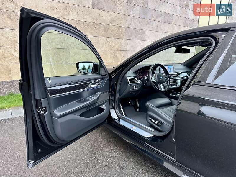 Седан BMW 7 Series 2022 в Киеве фото 59 Седан BMW 7 Series 2022 в Киеве