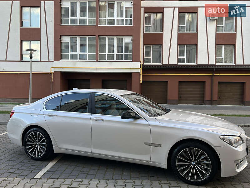 Седан BMW 7 Series 2012 в Ивано-Франковске